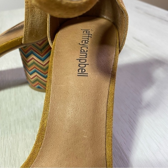 Jeffrey Campbell Purdy Sandal, Zigzag Pattern Block Heel Open Toe, Size 8 - Picture 9 of 11